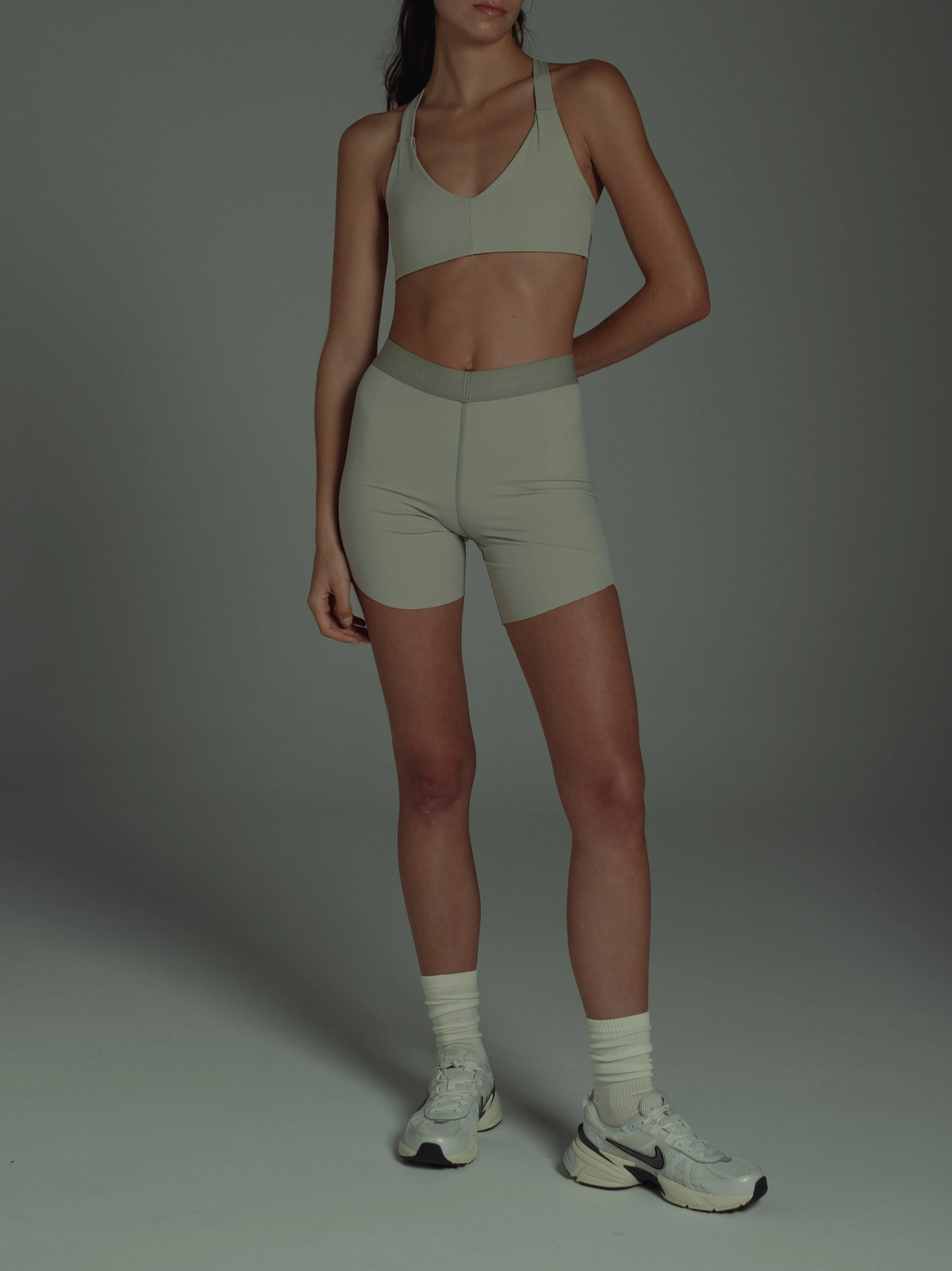 HIGH TECH ABS  SHORT - SMOKE GREEN