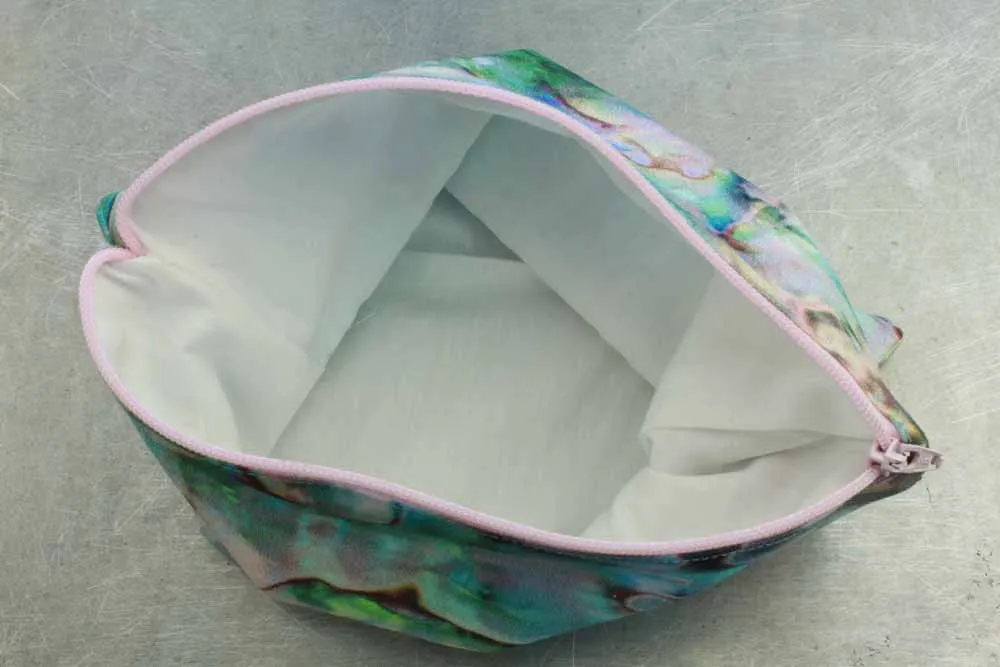 Mother of Pearl Face Mask Carrying Bag