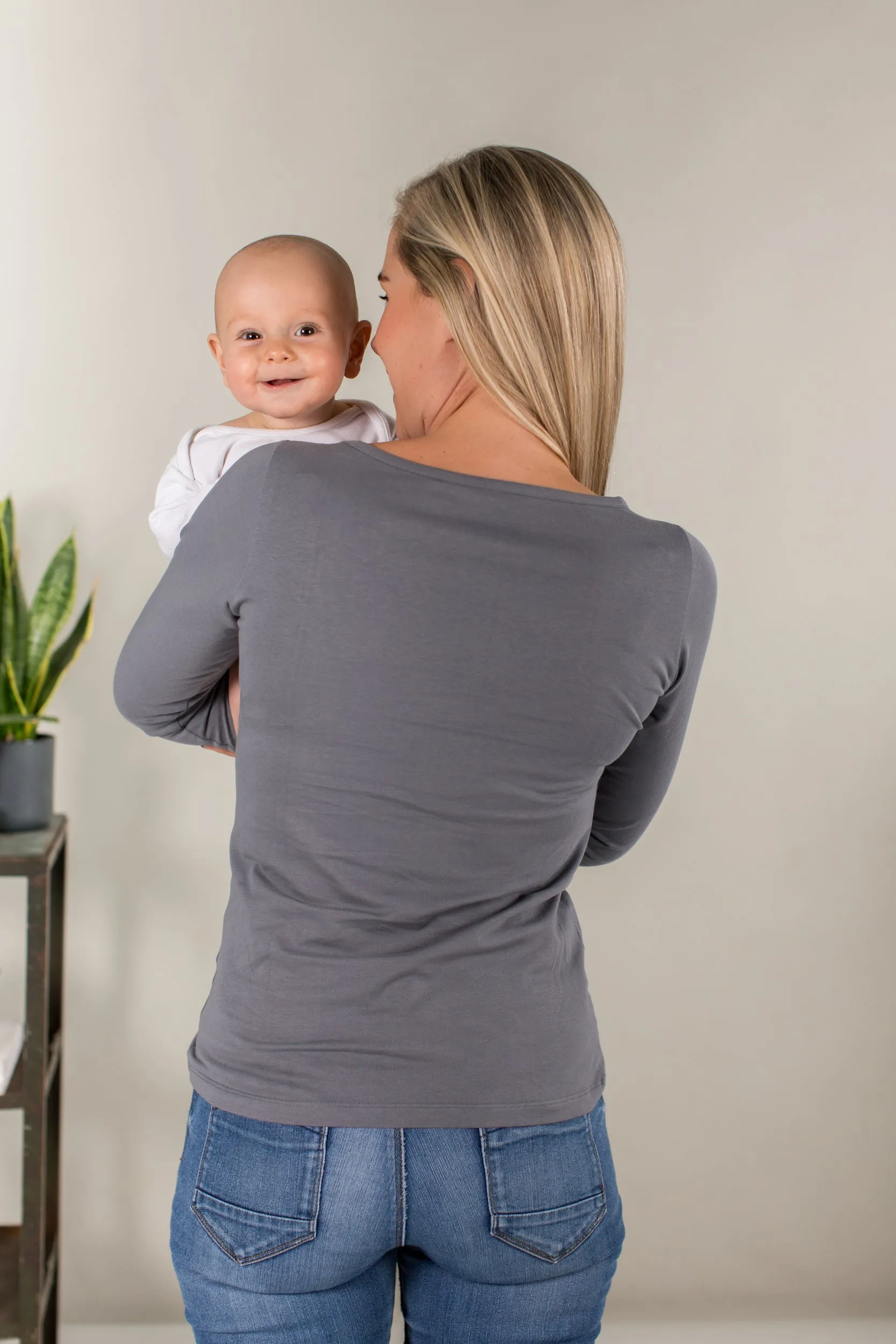 Organic Long Sleeve Breastfeeding Top in Storm Grey *PreLoved*