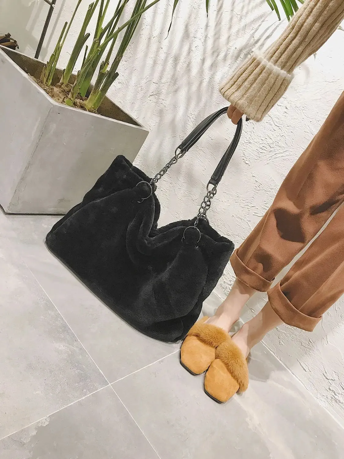 'Vega' Faux Fur Tote Bag